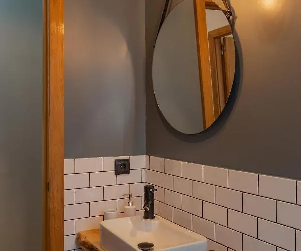 Orm- Fontainhas 01 & 02