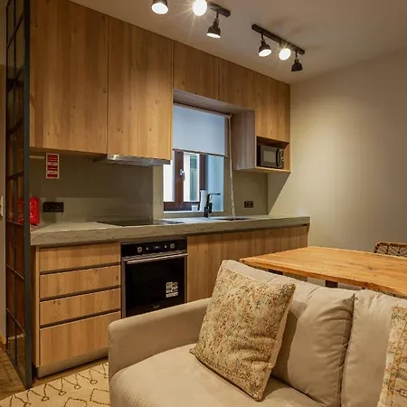 Orm- Fontainhas 01 & 02