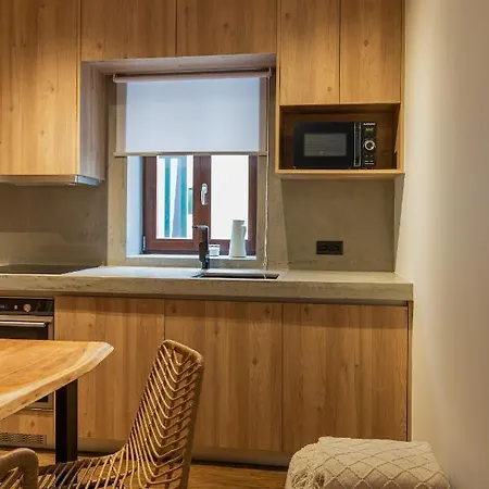 Apartment Orm- Fontainhas 01 & 02 Porto