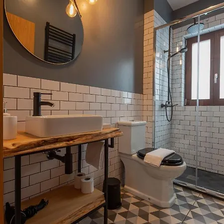 Orm- Fontainhas 01 & 02 Apartment *