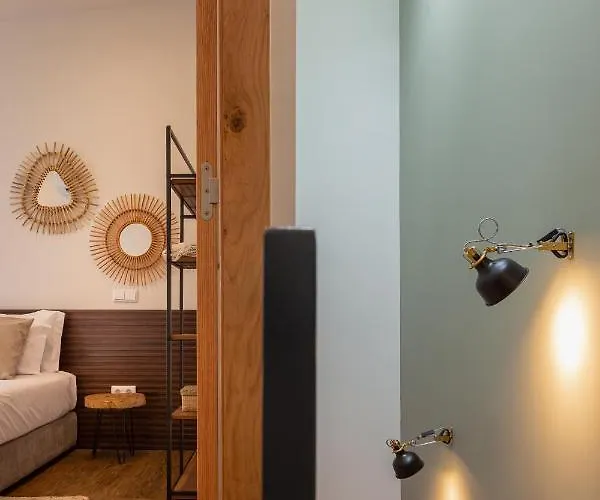 Orm- Fontainhas 01 & 02 Oporto