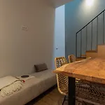 Orm- Fontainhas 01 & 02 Apartman